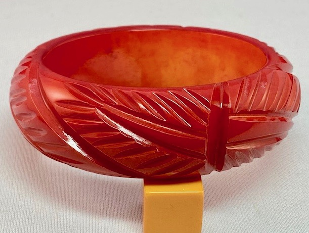 BB416 red overdyed bakelite bangle